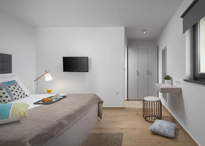 Del Sol With Large Garden Perfect For Families Labin (Istria)