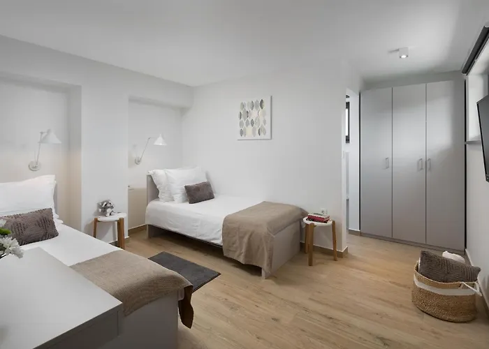 Villa Del Sol With Large Garden Perfect For Families *